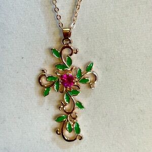 ✔️✔️Gold tone Floral Cross- New